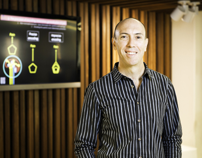 Professor Lorimer Moseley